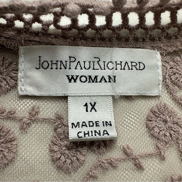 Boho JohnPaulRichard Flowy Embroidered Blouse 3/4 Puff Sleeves V Neck Plus 1X - Picture 5 of 9